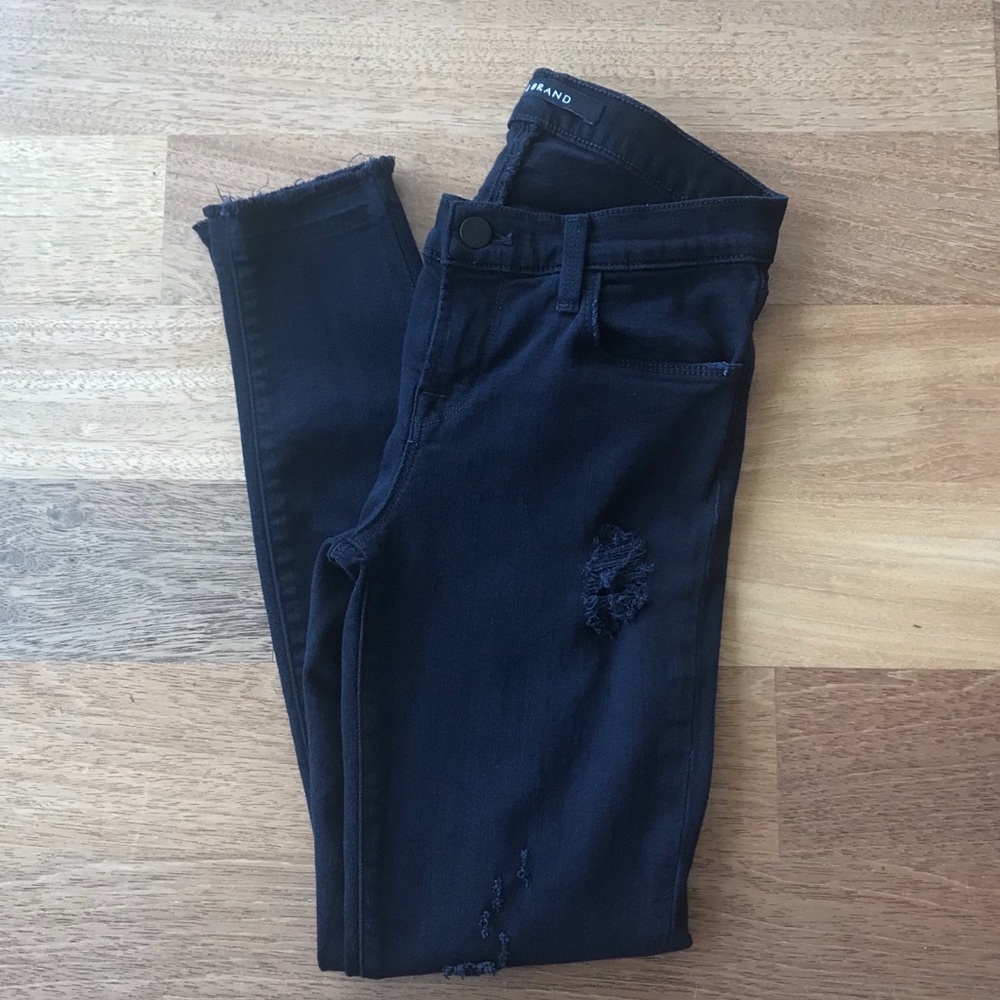 J Brand Mid Rise Capri Exposure